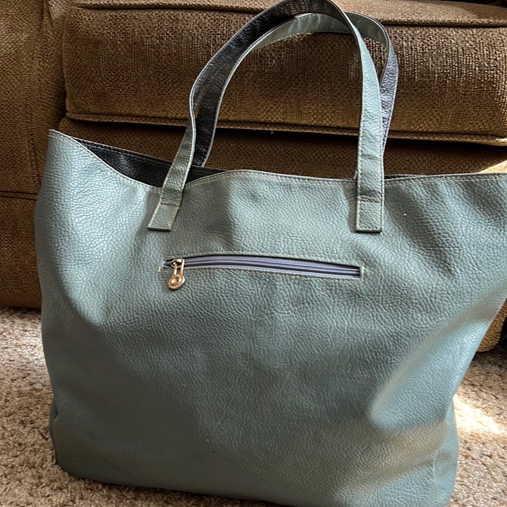 Sage green vegan leather tote by Donkie from Korea